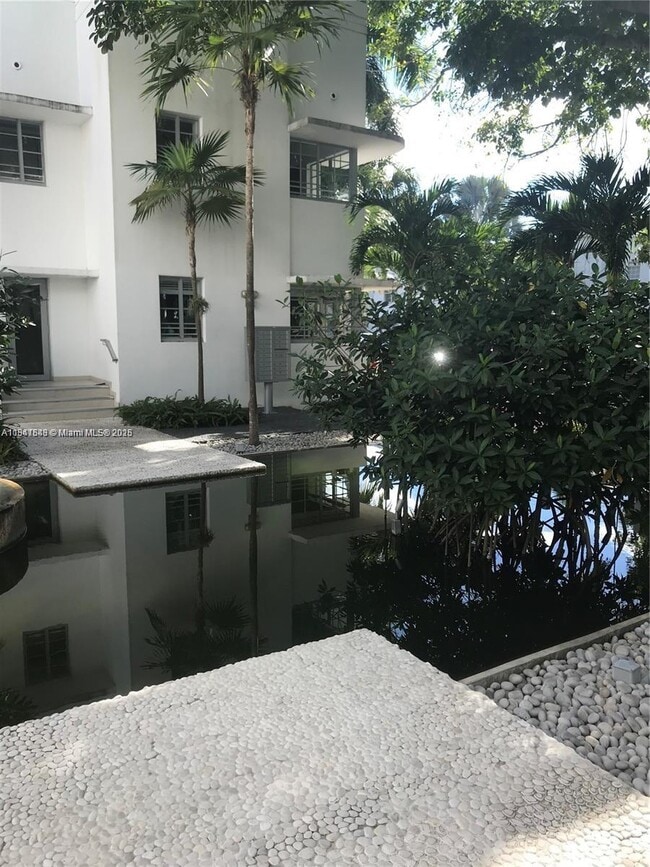 1515 Euclid Ave in Miami Beach, FL - Building Photo - Building Photo