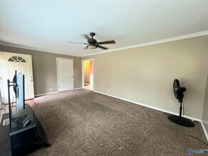 2209 Viscount Dr NW in Huntsville, AL - Building Photo - Building Photo