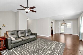 105 Antelope Dr in Mount Holly, NC - Building Photo - Building Photo