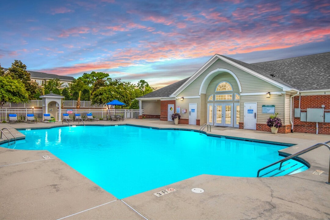 Bellingham Park in Wilmington, NC - Building Photo