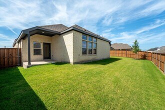 753 Carriage Hl Rd in Midlothian, TX - Building Photo - Building Photo