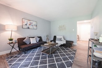 Aspenwood Apartments in West Valley City, UT - Foto de edificio - Building Photo