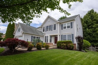 12198 Triple Falls Ln in Bristow, VA - Building Photo - Building Photo