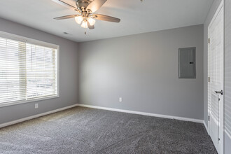 Sunny Hill Villas in Kent, OH - Foto de edificio - Interior Photo