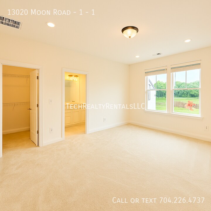 13020 Moon Rd in Charlotte, NC - Building Photo
