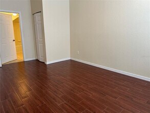 4009 Venetian Bay Dr in Kissimmee, FL - Building Photo - Building Photo