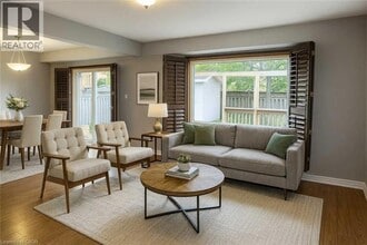 276 Christopher Dr in Cambridge, ON - Building Photo - Building Photo