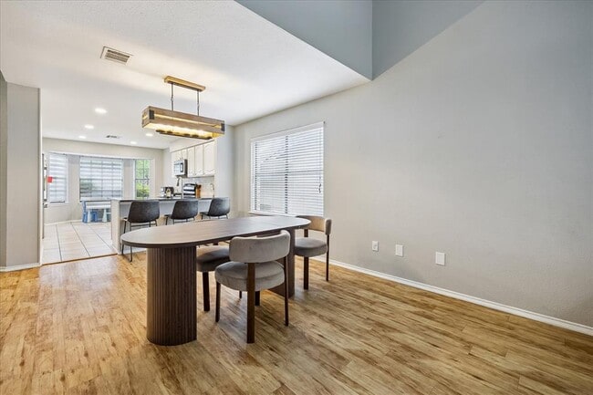 17504 Klamath Falls Dr in Round Rock, TX - Building Photo - Building Photo