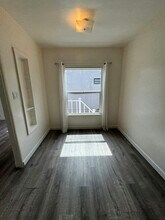 1156 Van Buren Ave in Los Angeles, CA - Building Photo - Building Photo