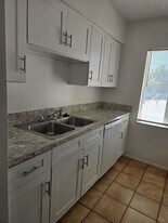 5508 Pokeweed Ct in Tampa, FL - Building Photo