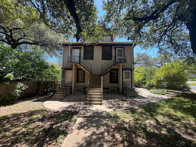 property at 302 Park Ln