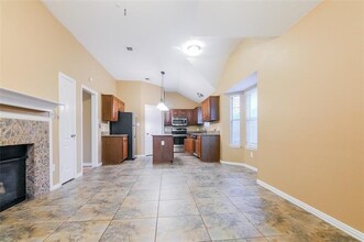 6118 Brandy Wood Trail in Arlington, TX - Building Photo - Building Photo