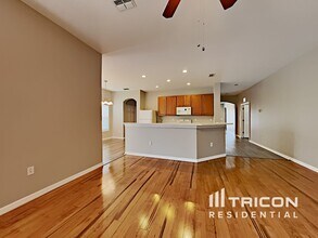 15213 Durango Cir in Brooksville, FL - Building Photo - Building Photo