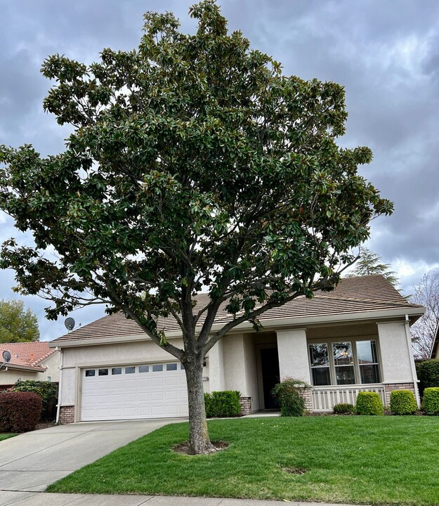 2710 Stampede Ct in Rocklin, CA - Building Photo