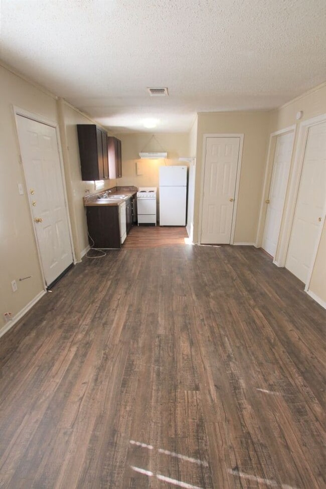 4229 Old Chandler Rd in Tyler, TX - Building Photo - Building Photo