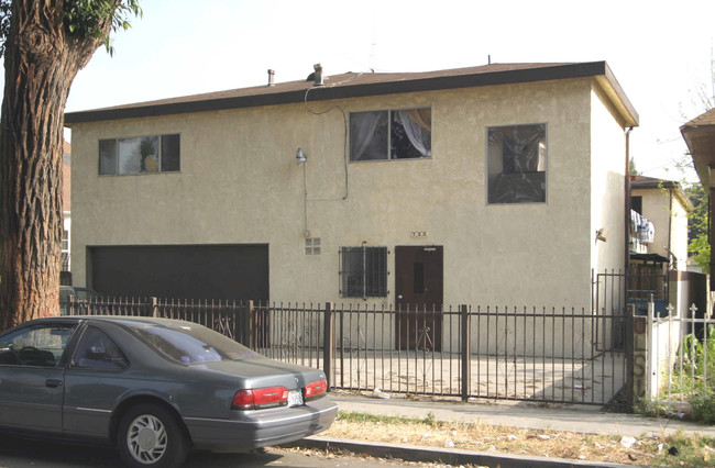 725 E 27th St in Los Angeles, CA - Building Photo - Building Photo