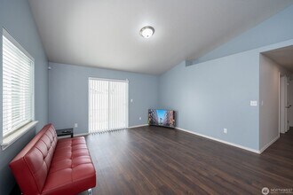 4256 W Wood Ct in Moses Lake, WA - Building Photo - Building Photo