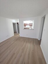 111 Boardwalk St in Elk Grove Village, IL - Building Photo - Building Photo