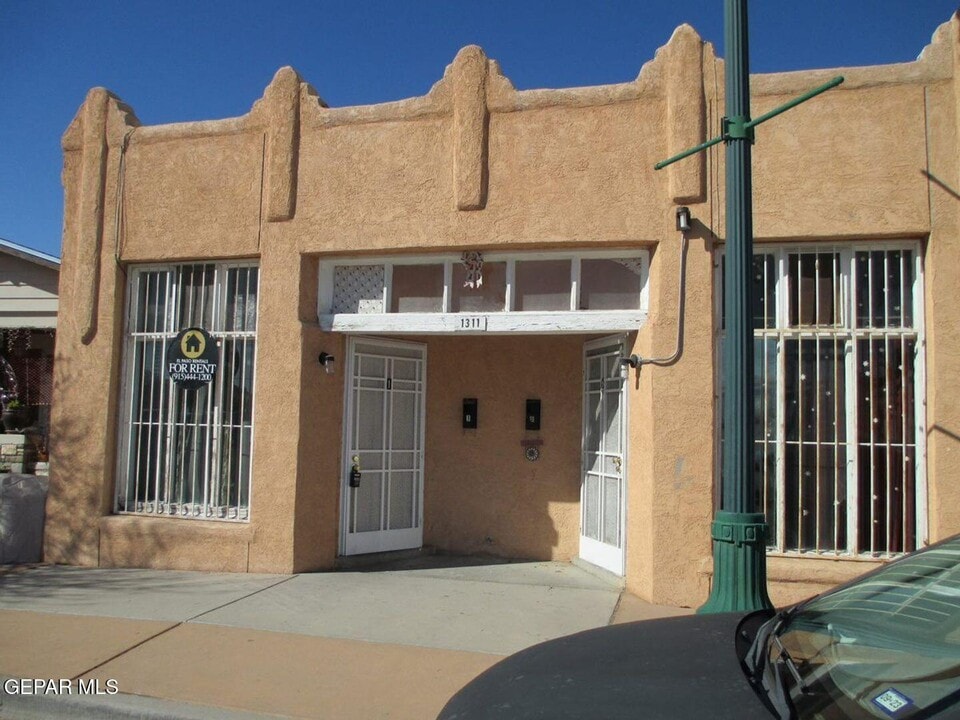 1311 E San Antonio Ave-Unit -1 in El Paso, TX - Building Photo