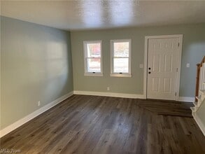 145 Beck Rd in Avon Lake, OH - Building Photo - Building Photo