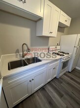 833 E 114th St in Whiting, IN - Building Photo - Building Photo