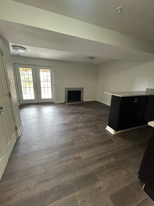 510 Carousel Ct