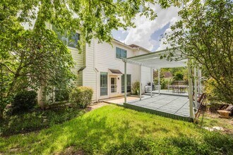 12414 N Shadow Cove Dr in Houston, TX - Foto de edificio - Building Photo