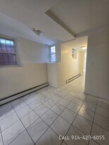 149 Waverly St in Yonkers, NY - Building Photo