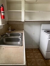 2422 Southmore Blvd in Houston, TX - Foto de edificio - Building Photo