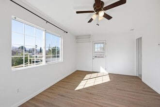 614 Redwood Ave in Redwood City, CA - Building Photo - Building Photo