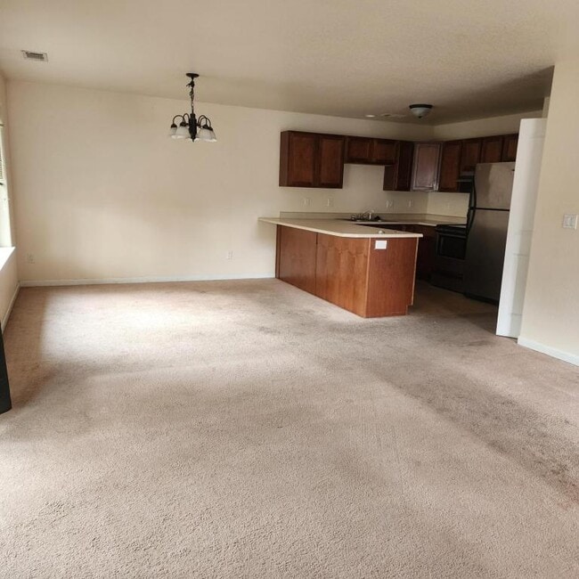 436 Pine St in Rogue River, OR - Building Photo - Building Photo