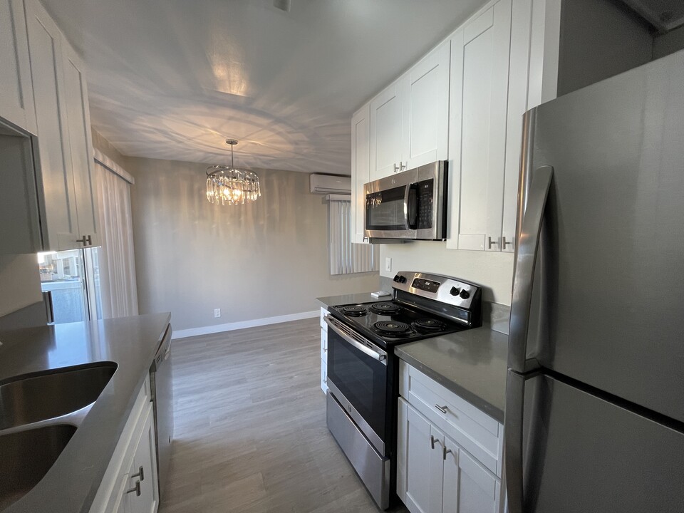 1830 Federal Ave in Los Angeles, CA - Building Photo