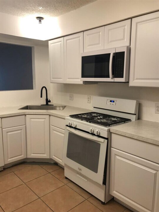 10610 Topperwein Dr in Austin, TX - Building Photo