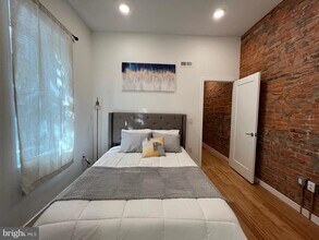 721 N 40th St in Philadelphia, PA - Building Photo - Building Photo