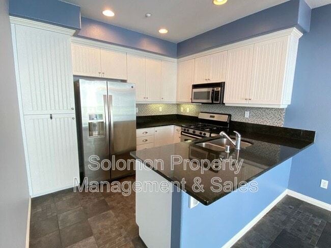 765 Harbor Cliff Way