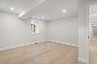 59 Nottinghill Rd, Unit 1 in Boston, MA - Building Photo - Building Photo