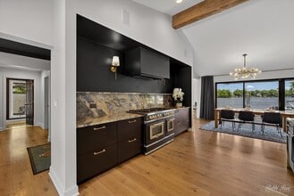 2140 S Shore Dr in Village Of Lakewood, IL - Building Photo - Building Photo
