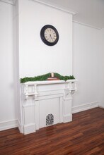 1641 Edgley St in Philadelphia, PA - Foto de edificio - Building Photo