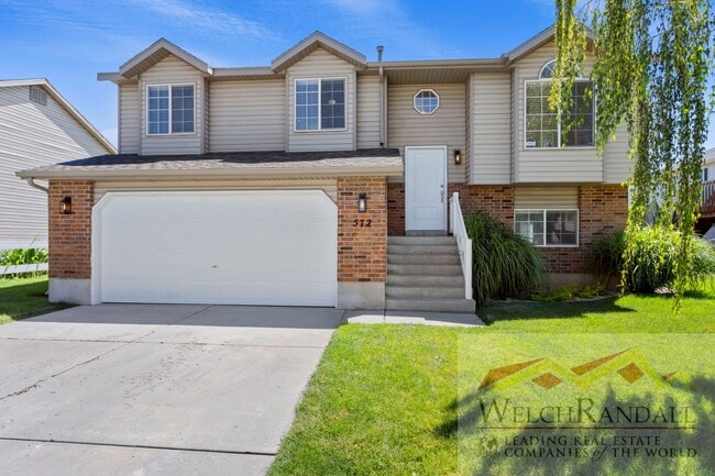 property at 572 S 375 W