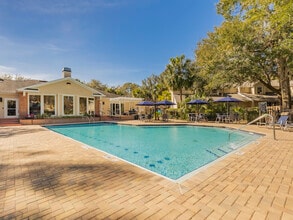 Cobblestone in Gainesville, FL - Building Photo - Building Photo