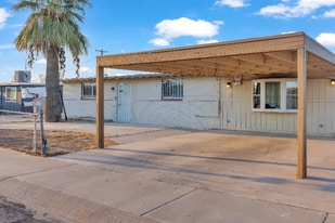 1908 E Lynne Ln in Phoenix, AZ - Building Photo