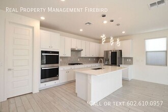 3037 W la Mirada Dr in Phoenix, AZ - Building Photo - Building Photo