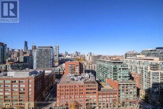 158 Front St E in Toronto, ON - Building Photo - Building Photo