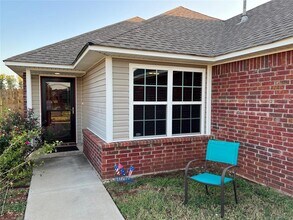 9200 NW 71st St in Yukon, OK - Building Photo - Building Photo