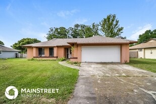6138 Ranier Dr in Orlando, FL - Building Photo