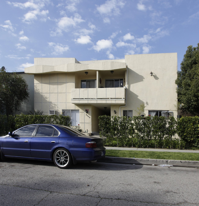 6649 Wilkinson Ave in North Hollywood, CA - Foto de edificio - Building Photo