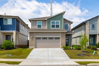 Millbrook Commons in San Marcos, TX - Foto de edificio - Building Photo