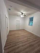 728 S Elm St in Sherman, TX - Building Photo - Building Photo
