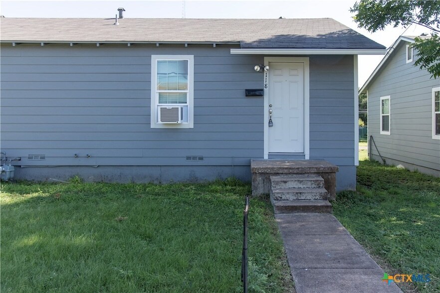 118 W Avenue A in Killeen, TX - Building Photo