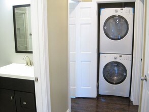 402 Centre St-Unit -A3F in Boston, MA - Building Photo - Building Photo